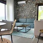 Rustico Kır Evi Široka
