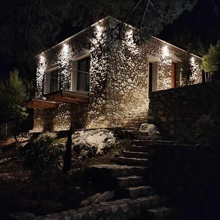Rustico Country house Shiroka