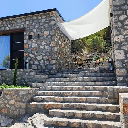 Rustico Casa de Campo Shirokë