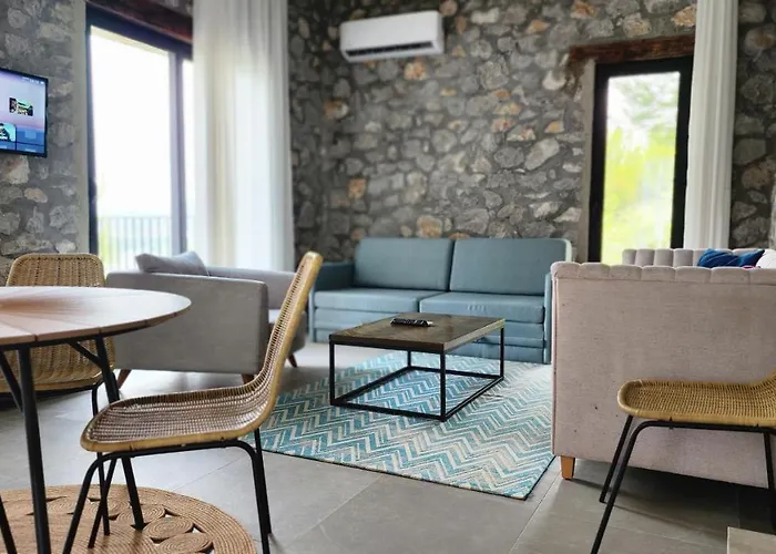 Rustico Casa de Campo Shirokë