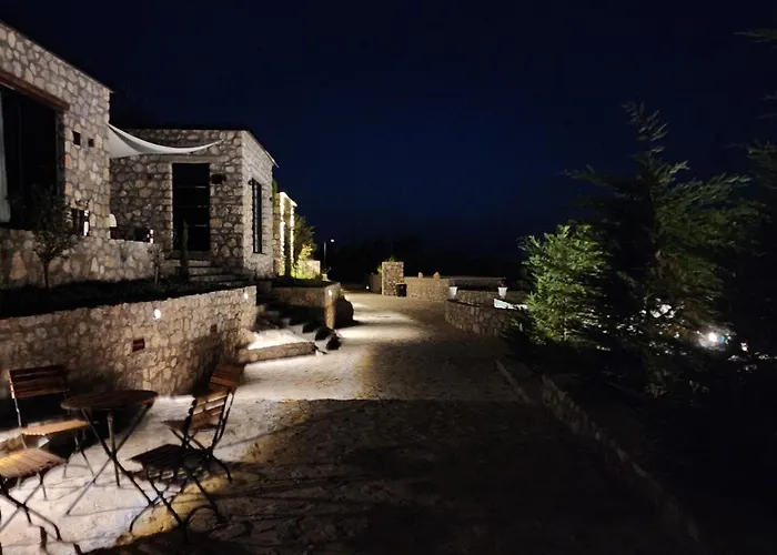 Rustico Casa de Campo Shirokë