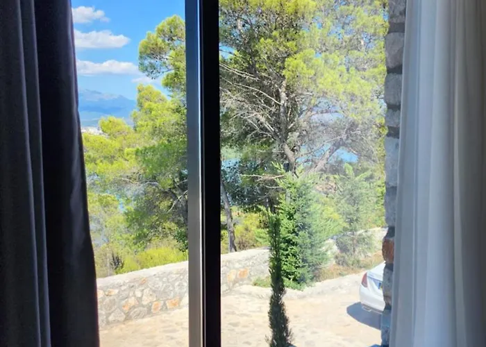 Casa de Campo Rustico Shirokë