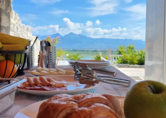 Casa de Campo Rustico Shirokë