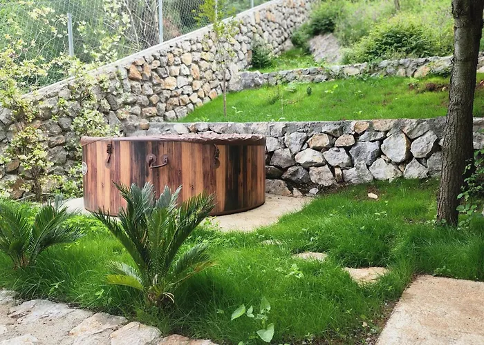 Casa de Campo Rustico Shirokë